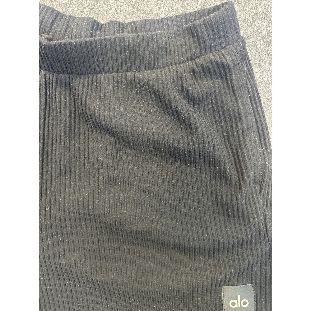 Alo Yoga Muse Ribbed Shorts Knit Black Large Workout Athletic Lounge Gym *Flawed - Picture 8 of 16